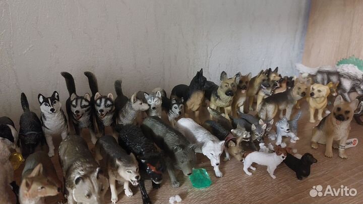 Фигурки собак schleich
