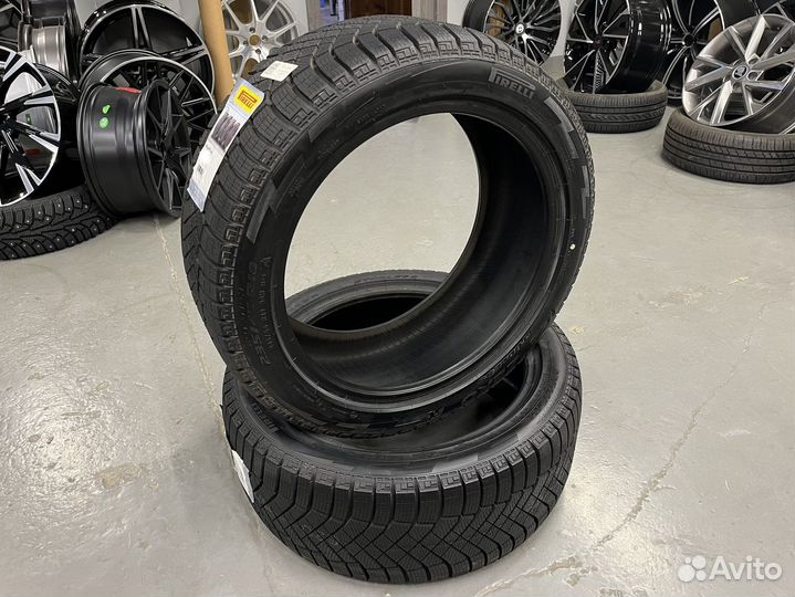 Pirelli Ice Zero FR 255/55 R18 109H