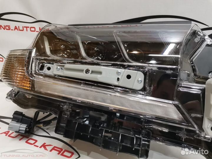 Фары Toyota Land Cruiser 200 Стиль Lexus N0709