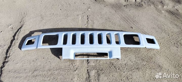 Решетка радиатора для Hummer H2 штатная