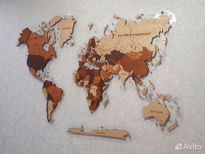 Карта мира из дерева Томск