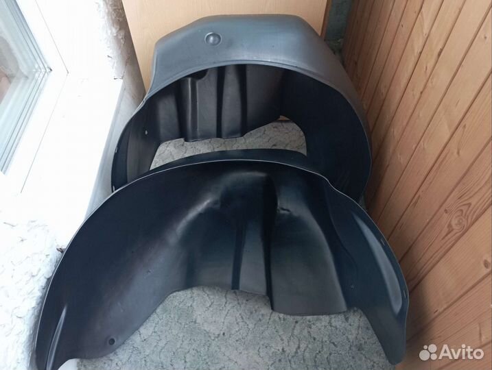 Подкрылки (локеры)задние на шевроле кобальт 2шт