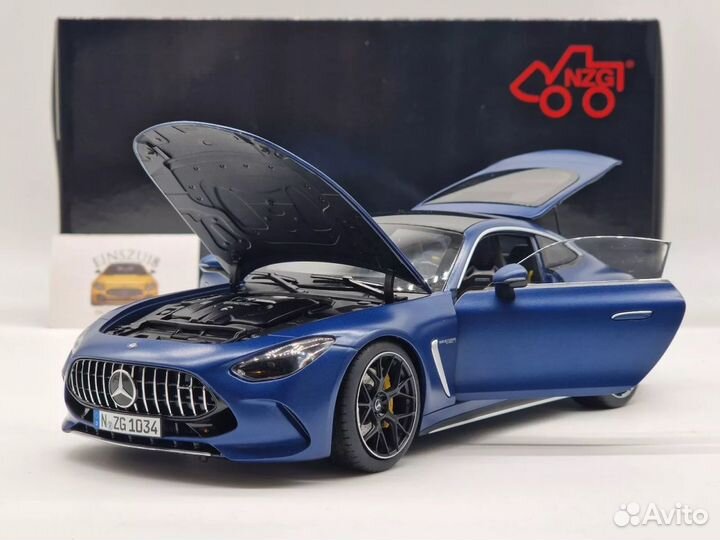 Mercedes AMG GT63 Spectral Blue 1:18 NZG