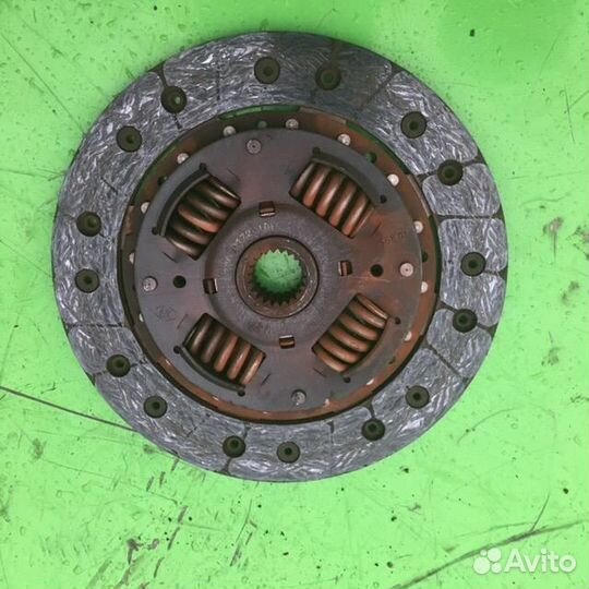 Корзина сцепления Тойота Королла Е100