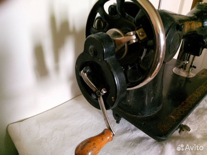 Швейная машинка ручная СССР