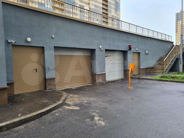 Машиноместо, 13 м²