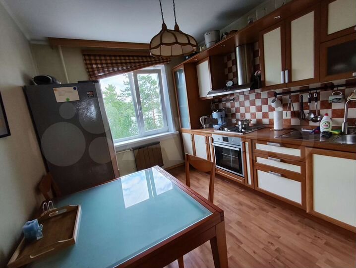 4-к. квартира, 76,5 м², 7/9 эт.