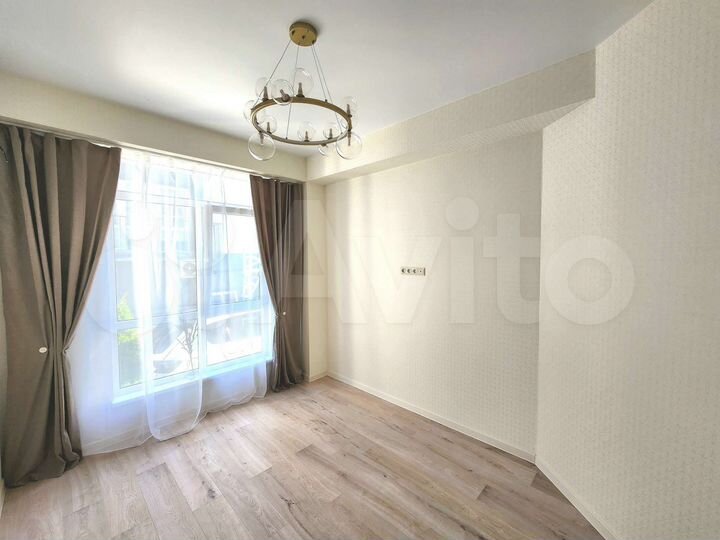 2-к. квартира, 36 м², 1/4 эт.