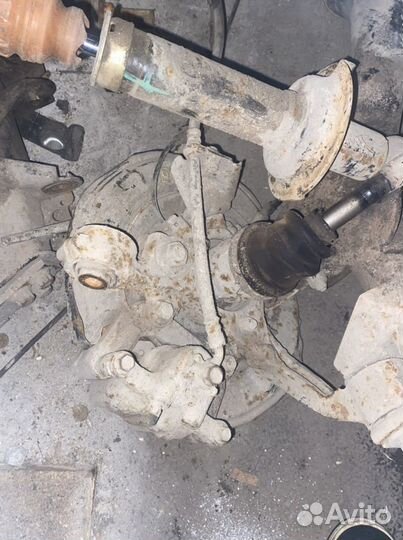 Поворотный кулак honda CR-V 2