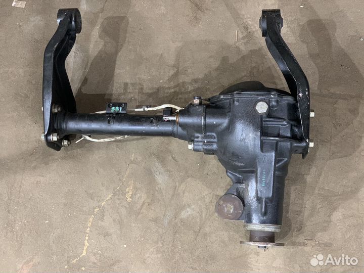 Передний редуктор Mitsubishi Pajero Sport 3