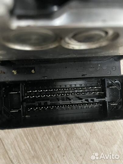 BMW M5 F10 ABS DSC блок