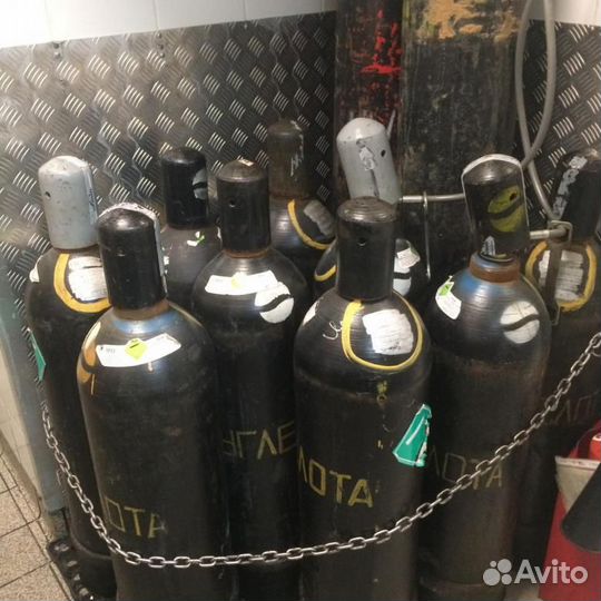 Углекислота в баллонах на обмен