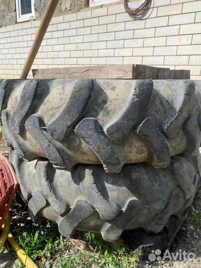 Резина на Бобкет 4шт