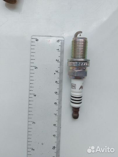 Свеча иридиевая NGK