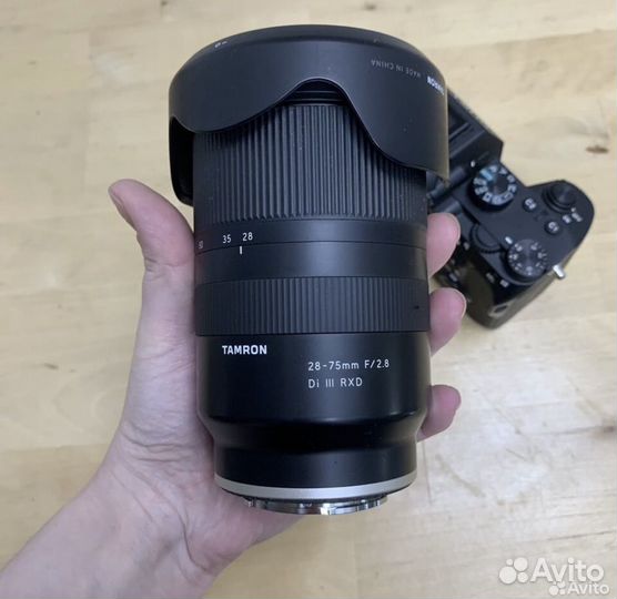 Объектив Tamron 28-75mm f/2.8 Di III RXD Sony E