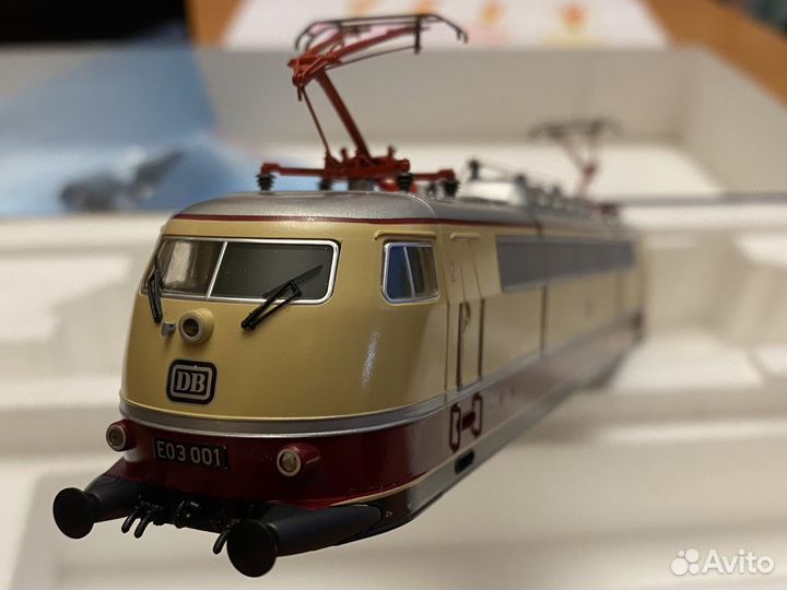 1:87 Корпус модели электровоза E03