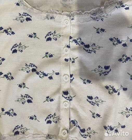 Белая кофточка Coquette