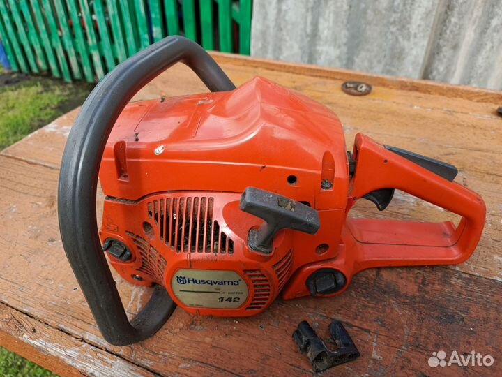 Бензопила Хускварна 142