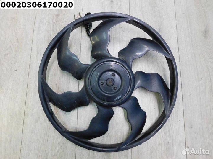 Hyundai ix35 2010- Вентилятор радиатора