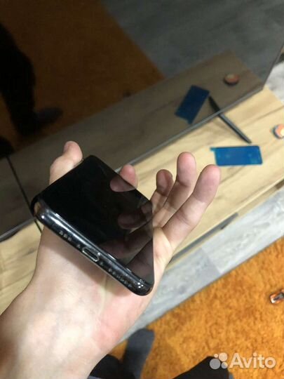 Продам айфон xs 64гб