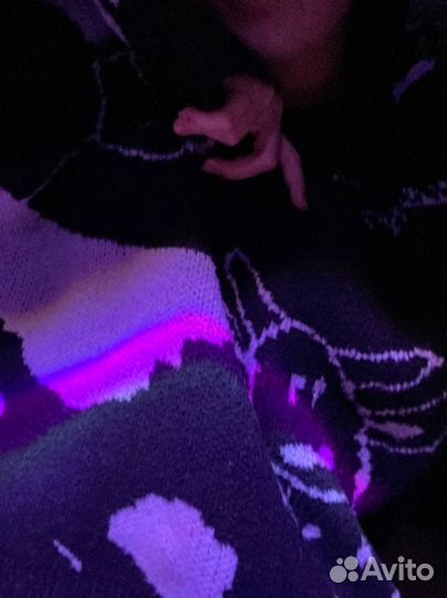 Свитер женский