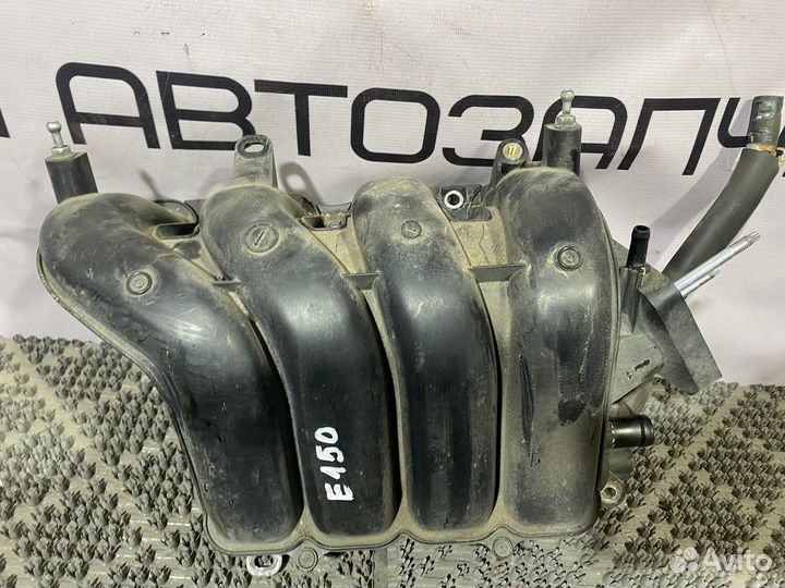 Впускной коллектор Toyota Auris Corolla E15 1ZR-FE