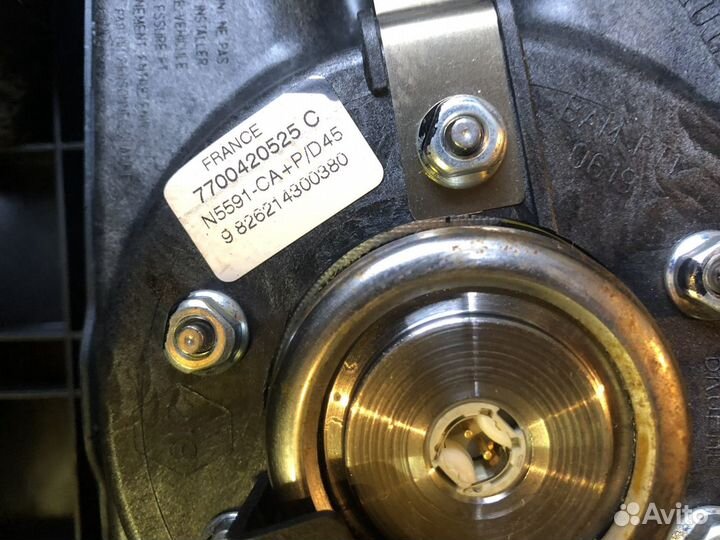 Подушка безопасности водителя Renault Megane 1 Sce