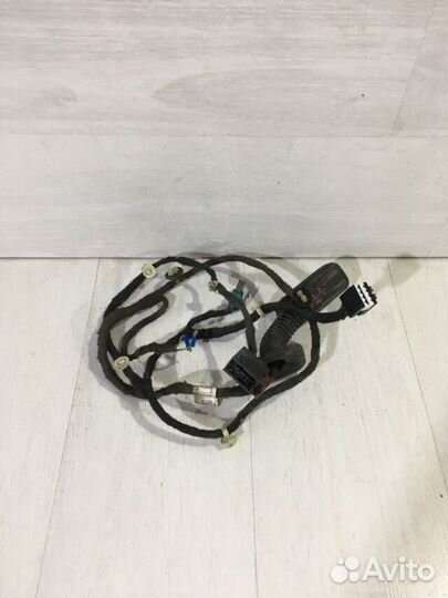 Проводка задней двери chevrolet cruze 1.8 мт седан