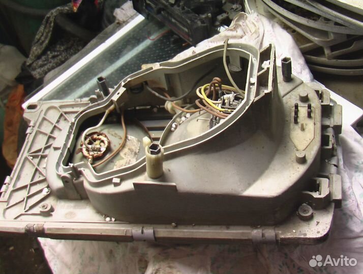 Фара на mercedes 230 правая