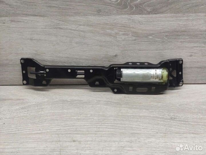 Моторчик сидения Mercedes M W164