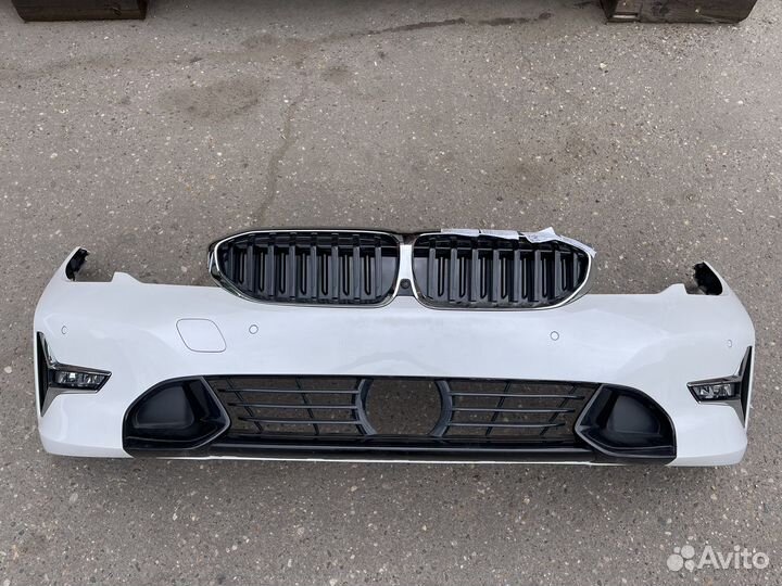 Передний бампер на BMW G20