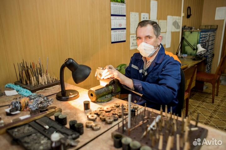 Слесарь инструментальщик