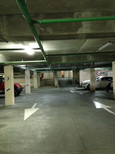 Машиноместо, 16 м²