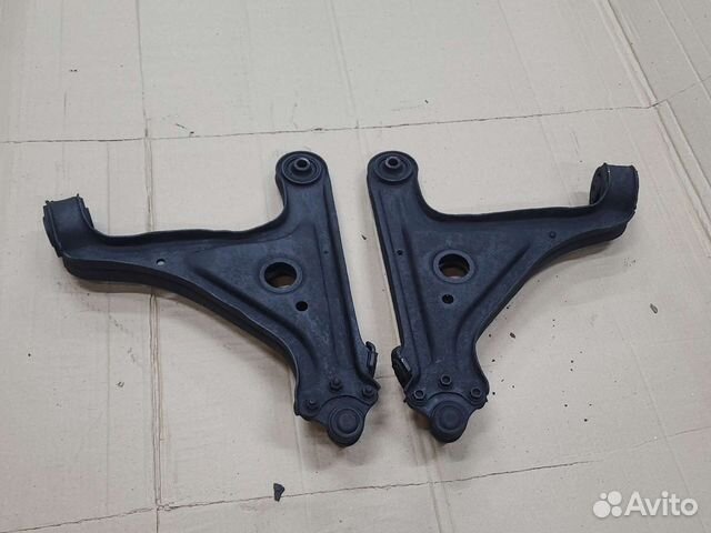 Передние рычаги Opel Omega B опель омега б