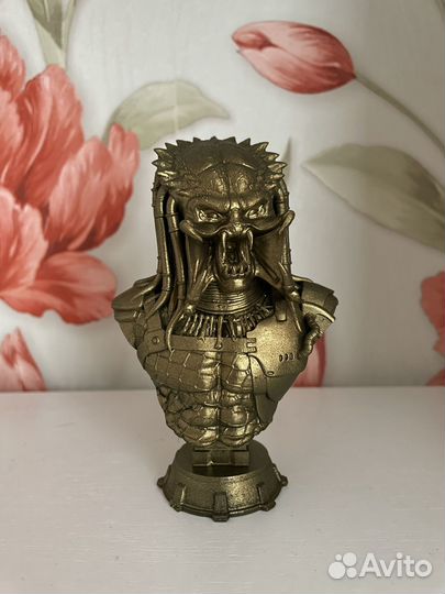 Фигурка хищник predator