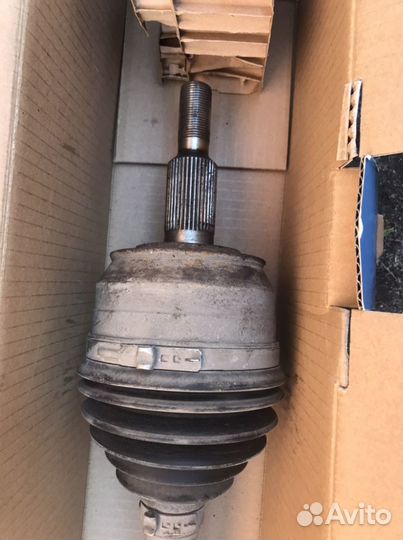 Шрус передний правый Фольксваген каравелла Т5 DSG