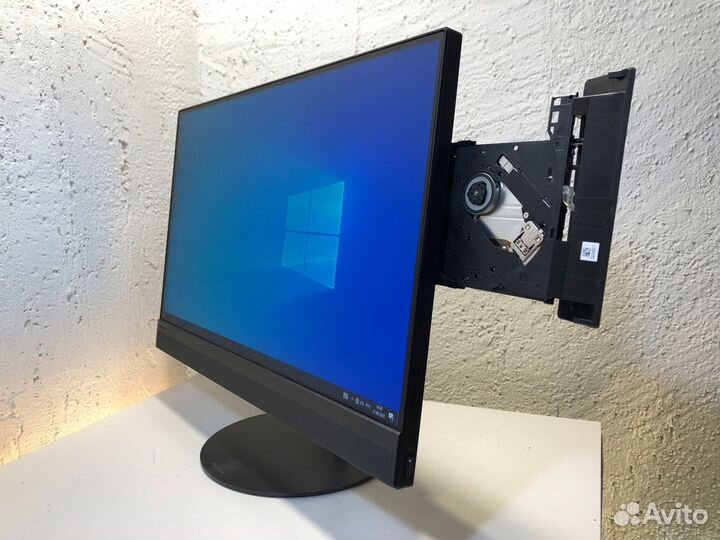 Моноблок Lenovo IdeaCentre AIO 520-22IKU