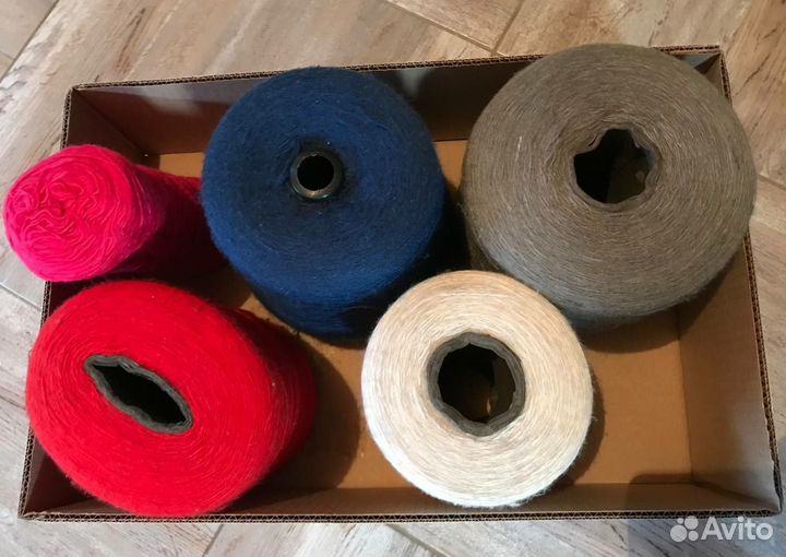 Пряжа для вязания на бобинах