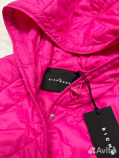 Опт. Женские легкие куртки John Richmond