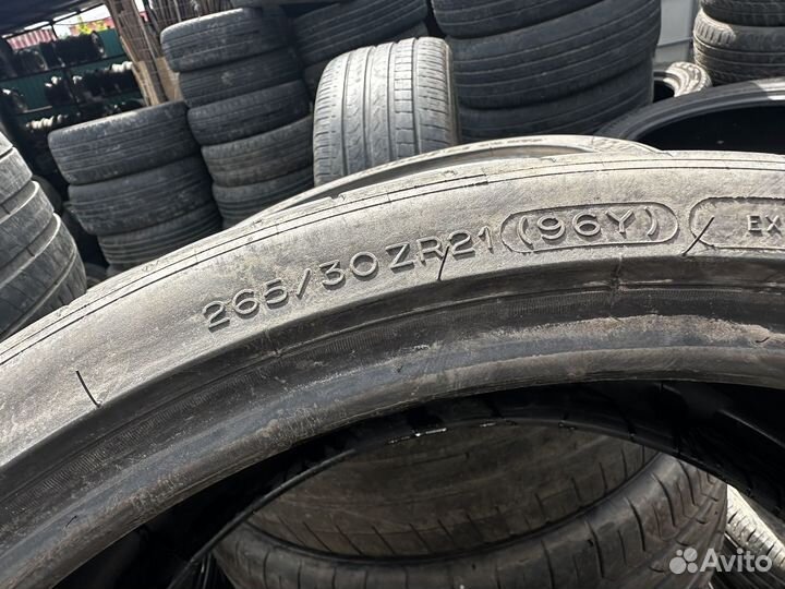 Michelin Pilot Super Sport 265/30 R21