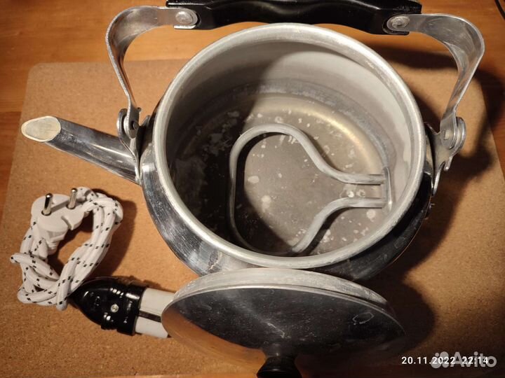 Электрочайник отечественный