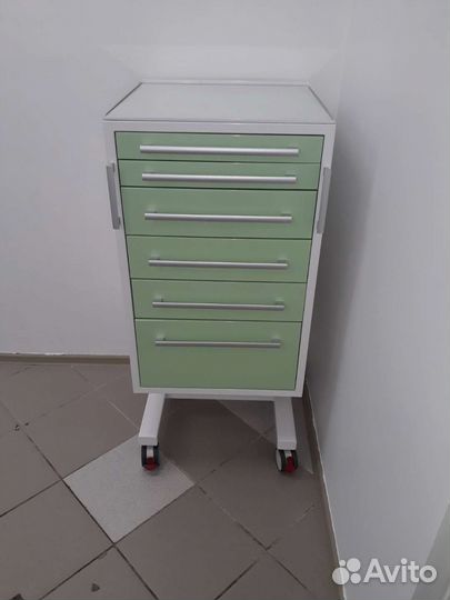 Тумбочка металлическая на колёсах 6 ящиков