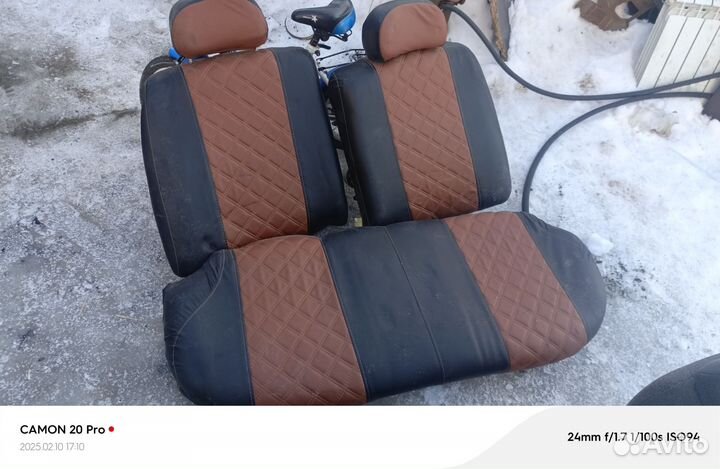 Сиденья пассажирское 2110 2111 2112