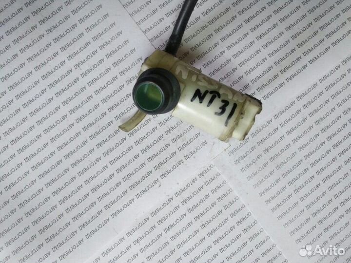 Мотор бачка омывателя Nissan X-Trail NT31