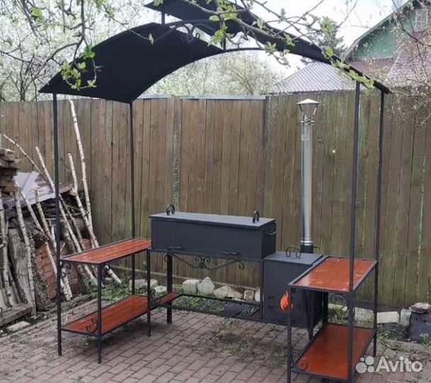 Беседка с мангалом