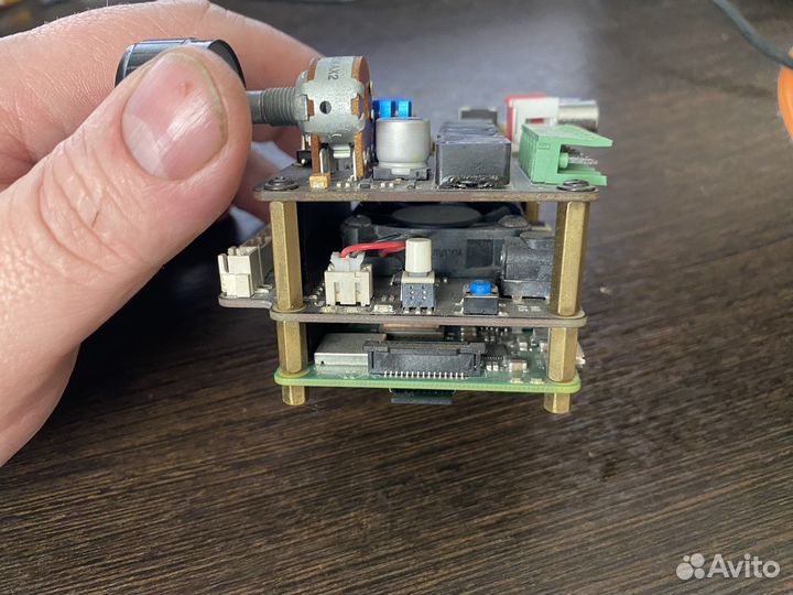 Raspberry pi 3 model b+, dac, amp, cooler