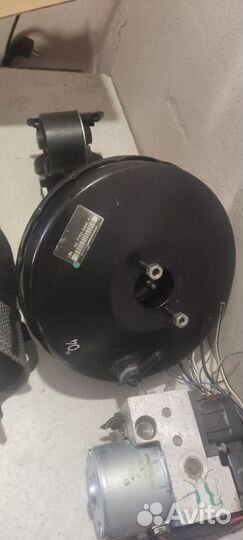 Вакуумный усилитель тойота авенсис Радиатор