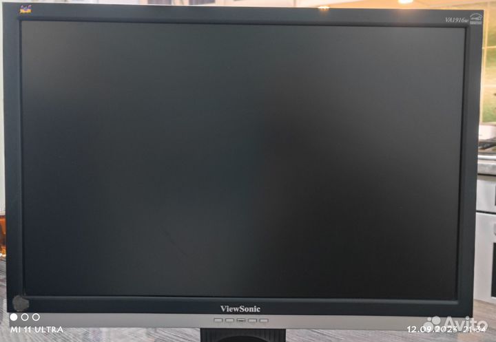 Монитор ViewSonic VA1916w