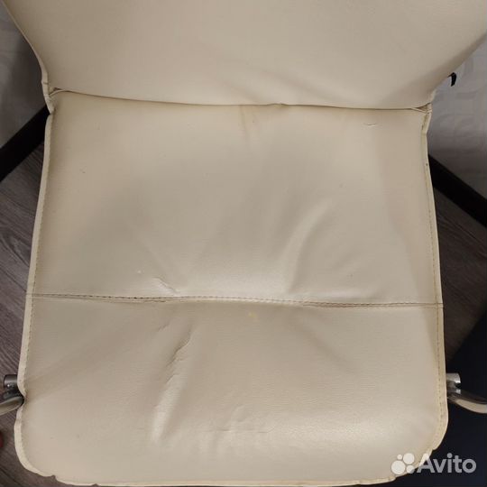 Компьютерное кресло