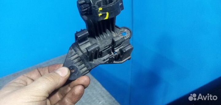 Кронштейн кондиционера Skoda Rapid